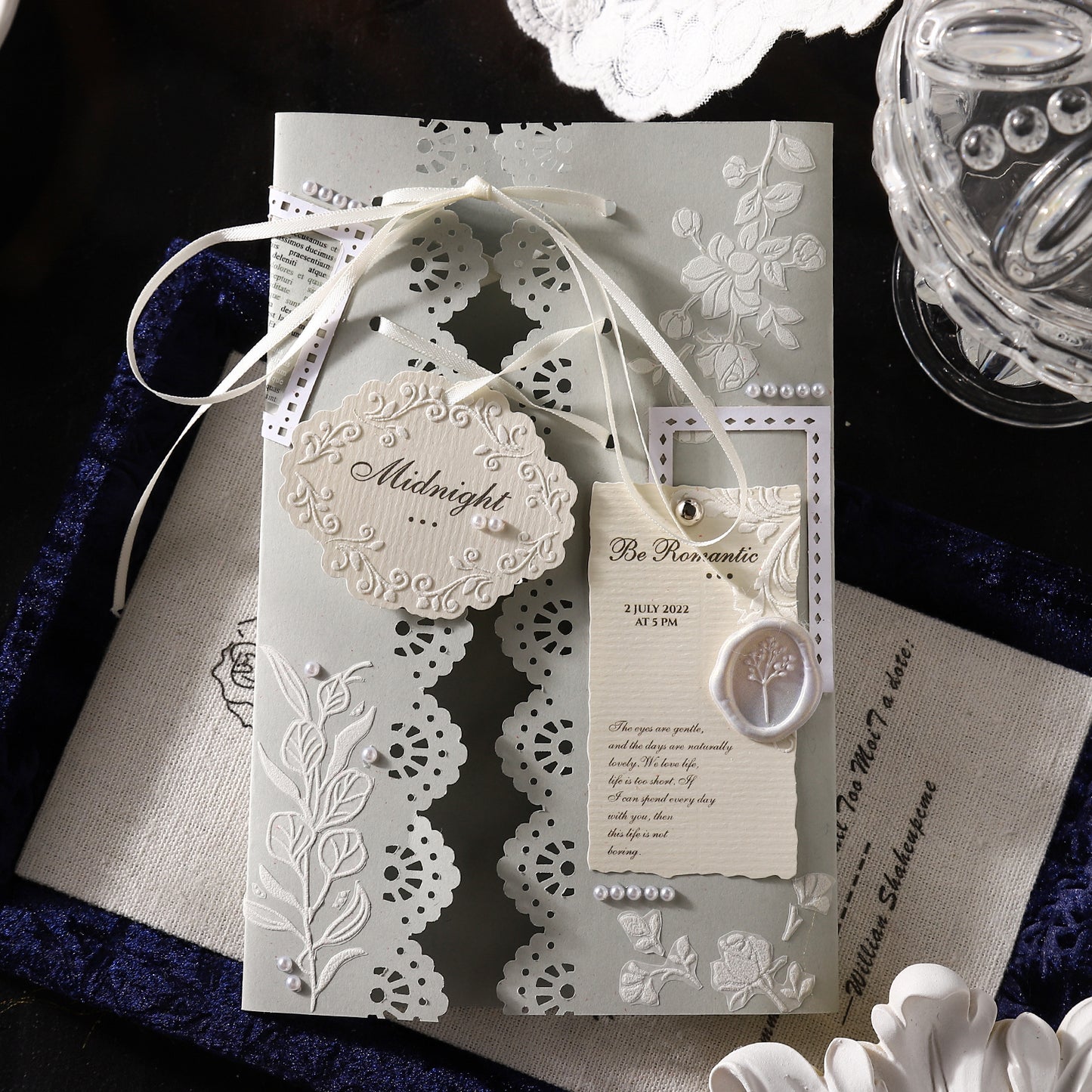 A Fleeting Glimpse Of Life Paper 16pcs