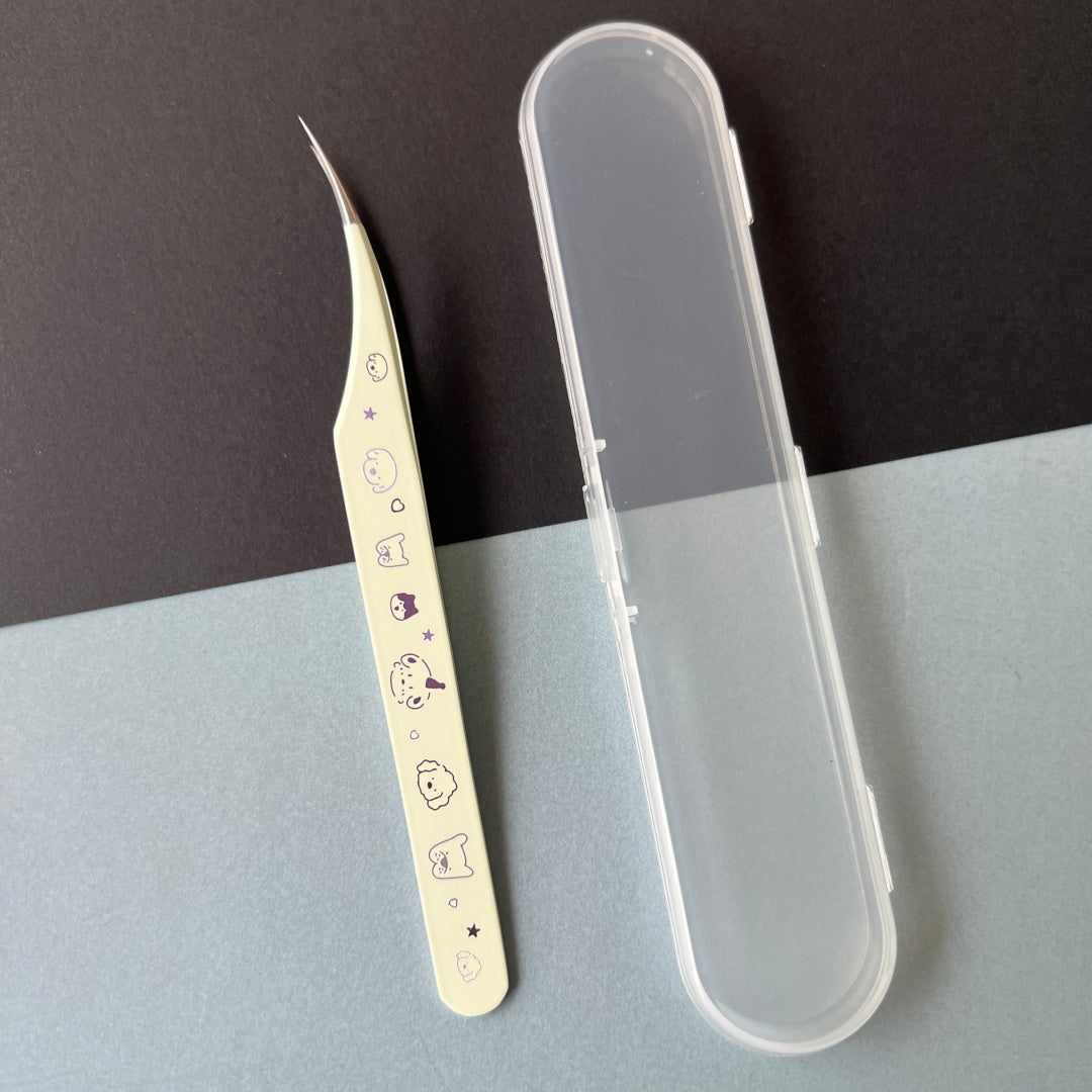 Tweezers