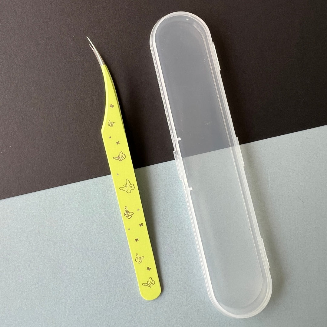 Tweezers