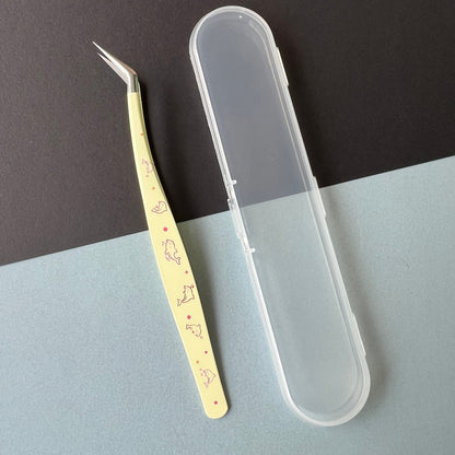 Tweezers