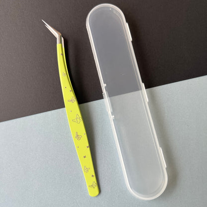 Tweezers